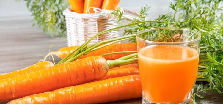 Health Benefits of Carrot Juice & Its Nutritional Value