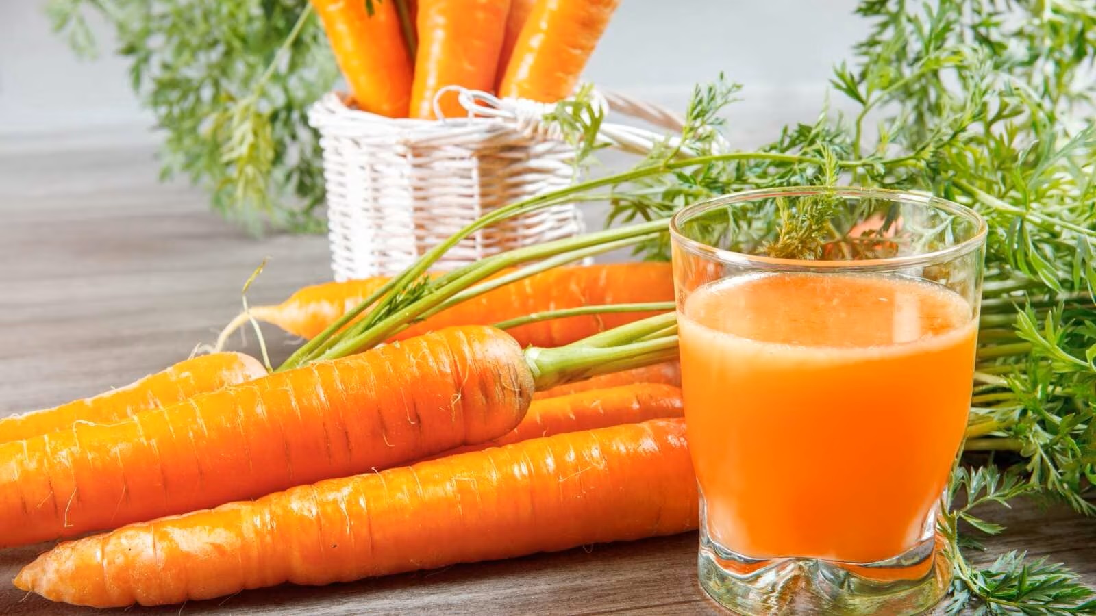 Health Benefits of Carrot Juice & Its Nutritional Value